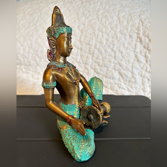 Buddha Statue - Picture 3 of 7